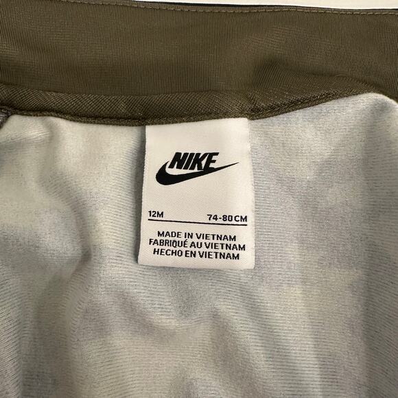 Nike Toddlers Full Zip Jacket Size 12M Green Camouflage Poly Outdoor Sportswear - Picture 5 of 5